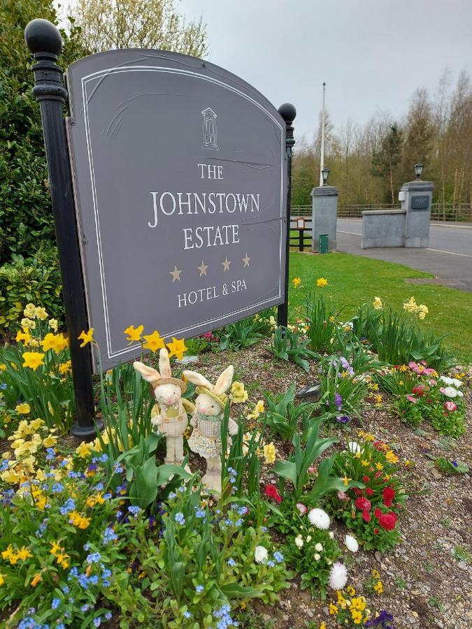 Hotel The Johnstown Estate à Enfield Extérieur photo